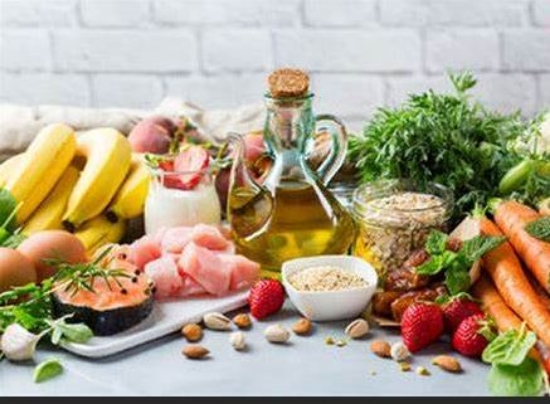 صورة کنترل کیفی مواد اولیه و محصولات غذایی