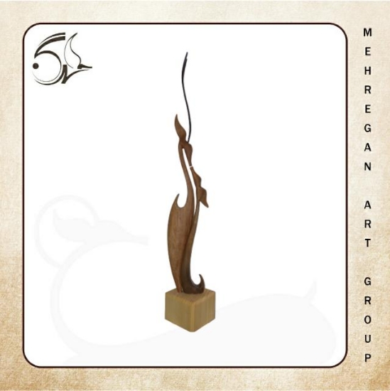 图片 مجسمه چوبی غزال آوین
